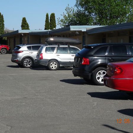 Hospitality Inn Kamloops Exterior foto